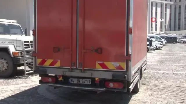 Başkent'te durdurulan 3 araçtan 300 bin adet uyuşturucu hap çıktı