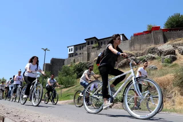 DİYARBAKIR - Pedallar '15 Temmuz Demokrasi ve Milli Birlik Günü' için çevrildi