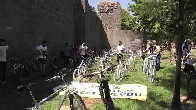 DİYARBAKIR - Pedallar '15 Temmuz Demokrasi ve Milli Birlik Günü' için çevrildi DİYARBAKIR - Pedallar '15 Temmuz Demokrasi ve Milli Birlik Günü' için çevrildi