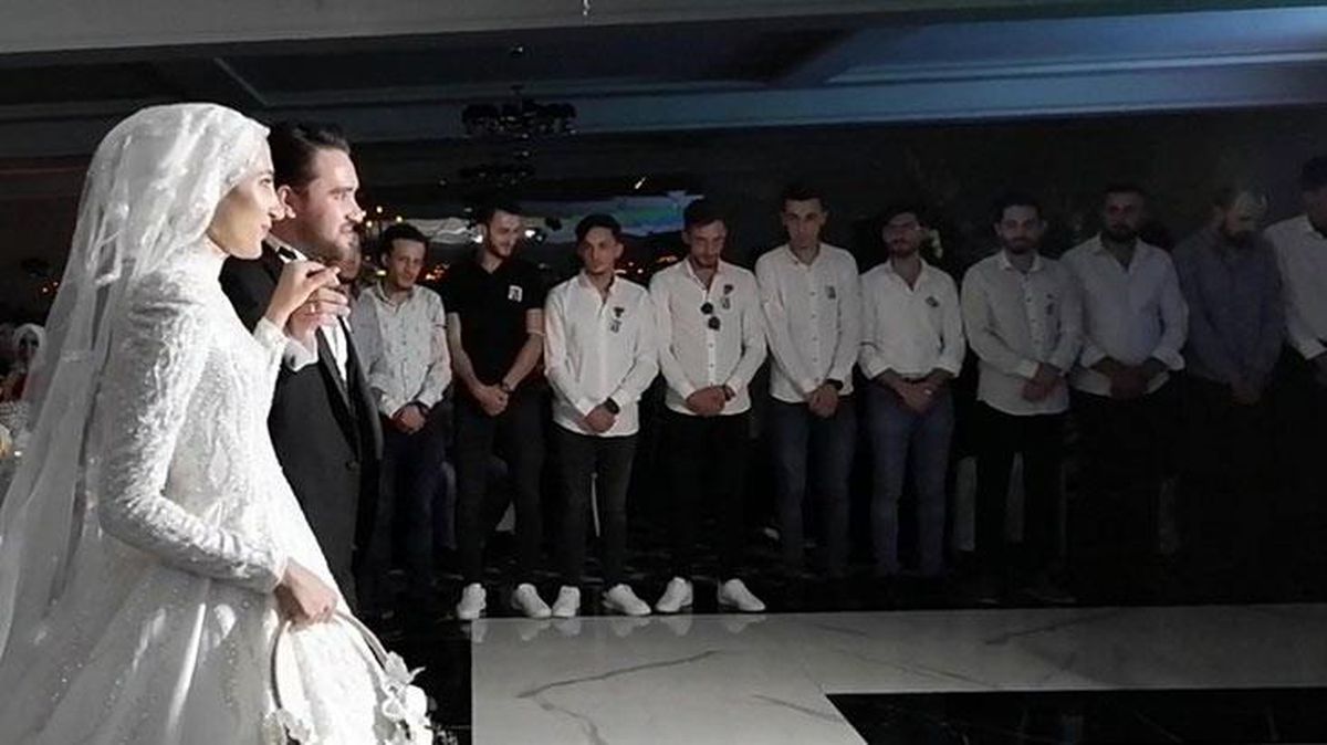 Dünyaevine giren damada cenaze töreni düzenlediler! Görenler önce şaşırdı, sonra da gülümsedi