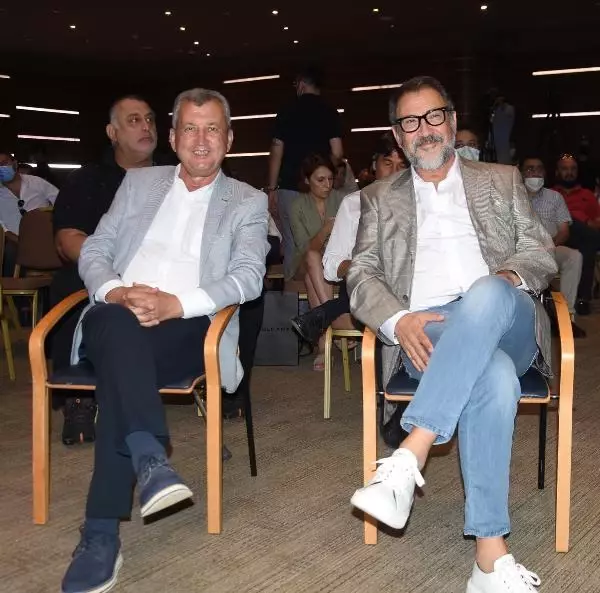 Folkart İzmir'in 7 spor kulübüne forma göğüs sponsoru oldu