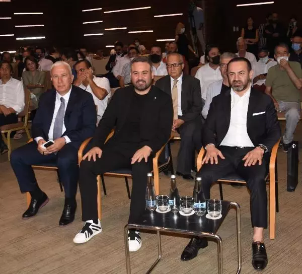 Folkart İzmir'in 7 spor kulübüne forma göğüs sponsoru oldu