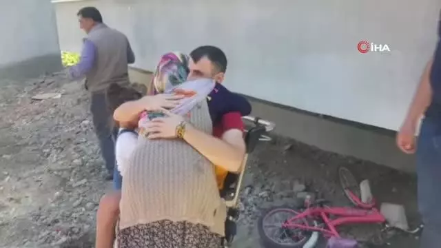 İdlib gazisi 7 ay sonra baba ocağına döndü İdlib gazisi 7 ay sonra baba ocağına döndü