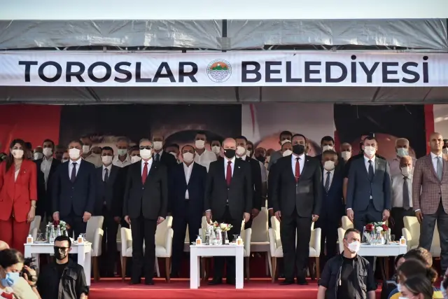 KKTC Cumhurbaşkanı Tatar, Toroslar'da Kıbrıs Barış Harekatı'nın 47'nci yıl dönümü kutlama programında konuştu Açıklaması KKTC Cumhurbaşkanı Tatar, Toroslar'da Kıbrıs Barış Harekatı'nın 47'nci yıl dönümü kutlama programında konuştu Açıklaması