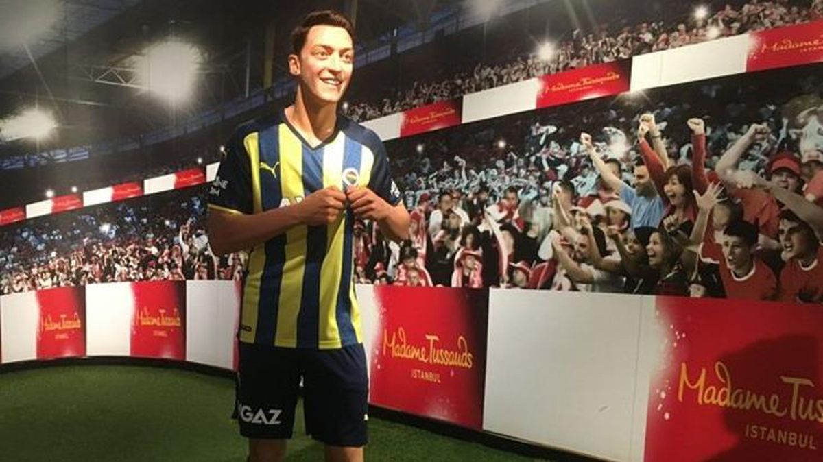 Mesut Özil'in balmumu figürü, dünyaca ünlü yıldızlarla birlikte İstanbul'da sergilenecek