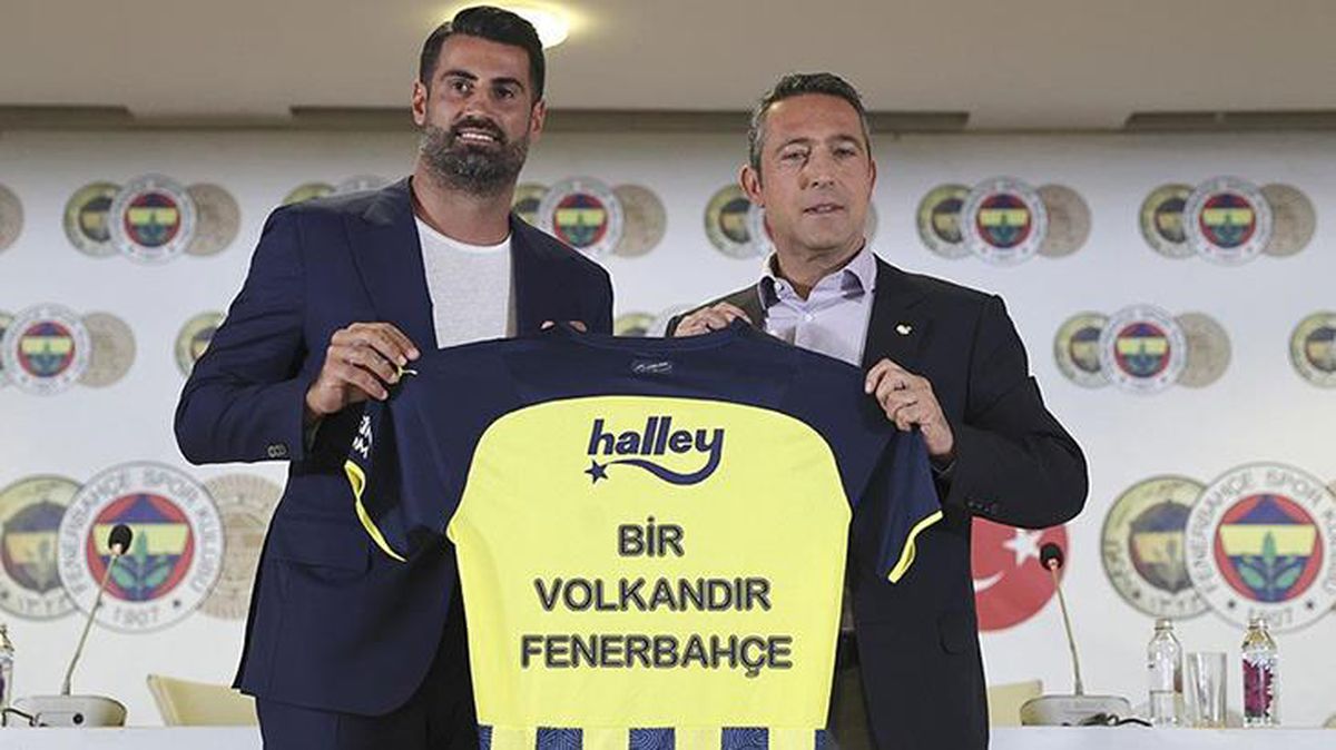 Volkan Demirel'den Fenerbahçe taraftarına veda: Eğer uçmak istiyorsan yuvadan atlamaya da cesaretin olmalı