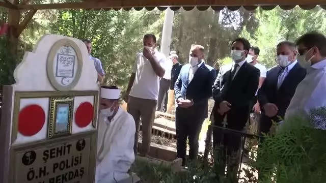 15 Temmuz şehidi Bekdaş kabri başında dualarla anıldı