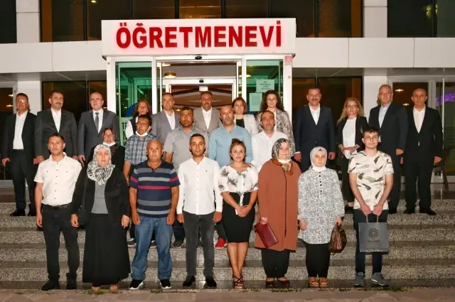 Son dakika haberi... 15 Temmuz Şehit aileleri ve Gaziler onuruna yemek
