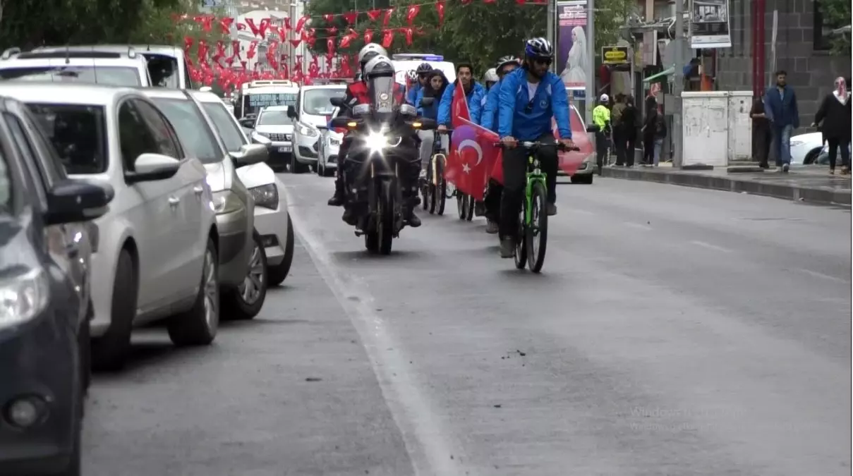 15 Temmuz şehitleri için pedal çevirdiler