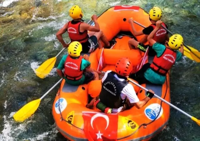 Bahçesaray'da 15 Temmuz Demokrasi ve Milli Birlik Günü