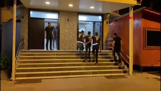 BOŞANMA AŞAMASINDAKİ EŞİNİ VE KAYINPEDERİNİ ÖLDÜREN ŞÜPHELİ, YAKALANDI