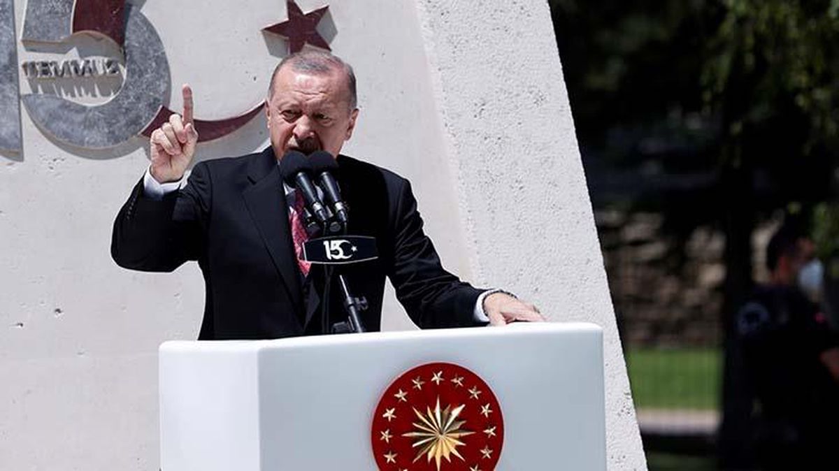 Cumhurbaşkanı Erdoğan, darbecilerin F-16'larla hedef aldığı Beştepe'de konuştu: O gece şehadete yürümek için tereddüt etmeyecektim