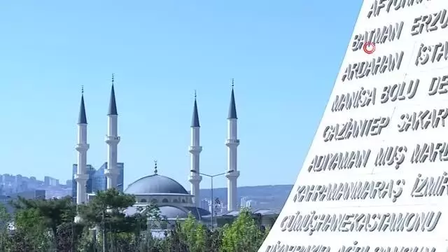 Son dakika haber: İletişim Başkanlığı, 15 Temmuz şehitlerinin kahramanlığını dünyaya anlatıyor