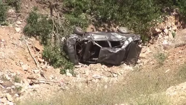 Kahramanmaraş'ta otomobil uçuruma devrildi: 3 ölü, 1 yaralı
