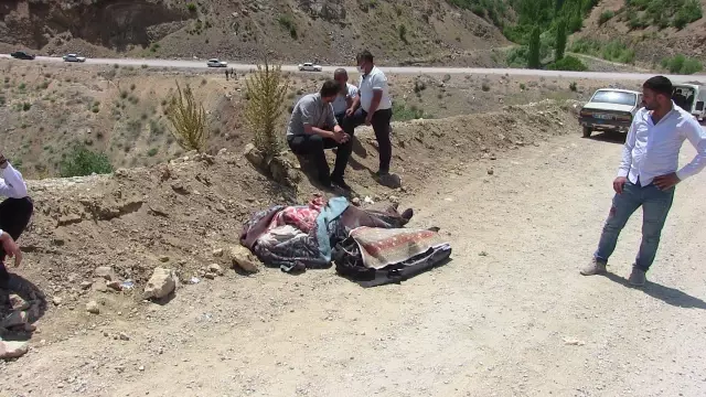 Kahramanmaraş'ta otomobil uçuruma devrildi: 3 ölü, 1 yaralı