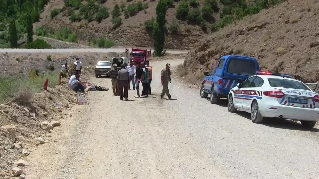 Kahramanmaraş'ta otomobil uçuruma devrildi: 3 ölü, 1 yaralı