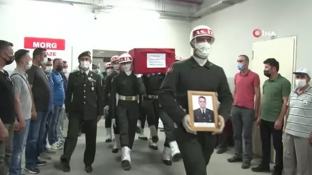 Kazada ölen astsubay memleketine uğurlandı