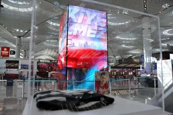 LED KULEDE DARBEYE KARŞI MÜCADELE ANLATILIYOR