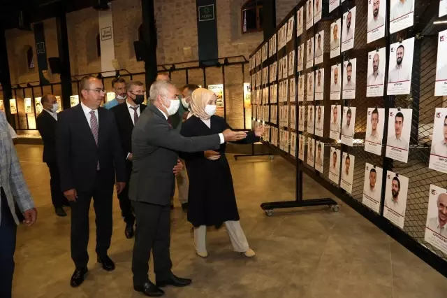 Meram'da 15 Temmuz Destanı'nın gazete manşetleri sergilendi