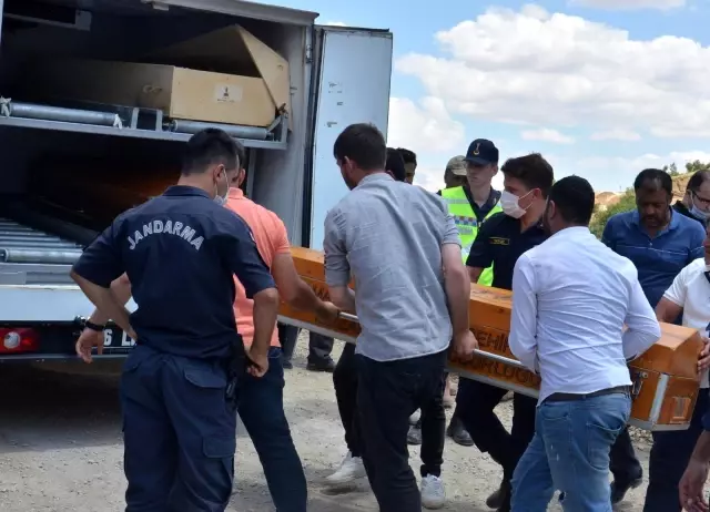 Otomobil uçuruma yuvarlandı: 2 ölü, 2 ağır yaralı