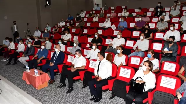 Rektör Çamsarı: O gece Türk Milleti, vatanına sahip çıkmıştır