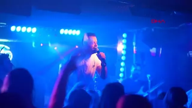 SAHNELERDE YASAK KALKTI, KONSERLER BAŞLADI