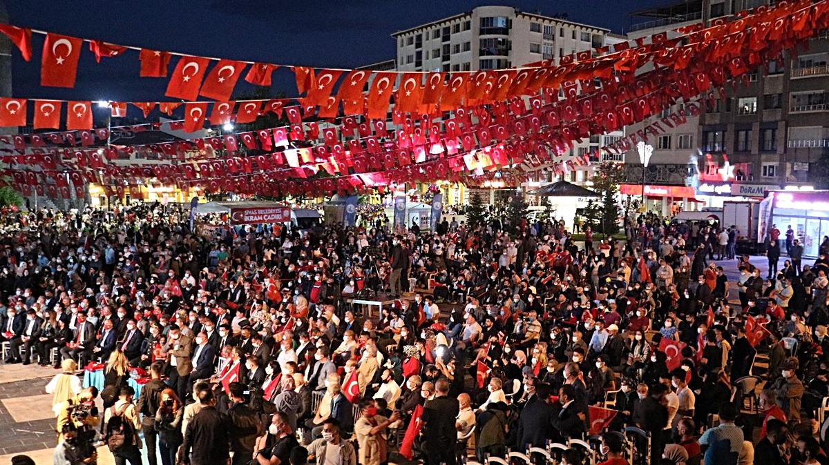 Sivas'ta 15 Temmuz Demokrasi ve Milli Birlik Günü