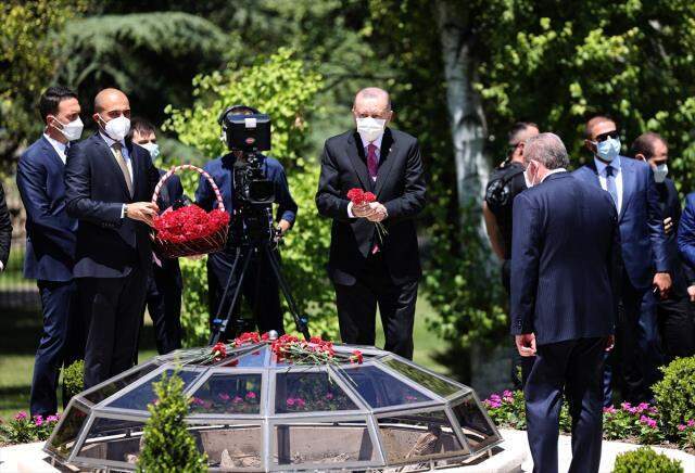 Son Dakika! Cumhurbaşkanı Erdoğan kritik mesajı 15 Temmuz gecesi ilk bombanın düştüğü noktadan verdi: Kimse bu şanlı mücadeleyi önemsizleştiremez Son Dakika! Cumhurbaşkanı Erdoğan kritik mesajı 15 Temmuz gecesi ilk bombanın düştüğü noktadan verdi: Kimse bu şanlı mücadeleyi önemsizleştiremez