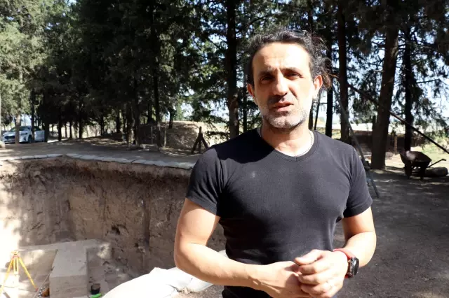 Tarihe ışık tutan Aççana Höyük'te 4 bin yıl öncesine ait kalıntılar gün yüzüne çıkarılıyor