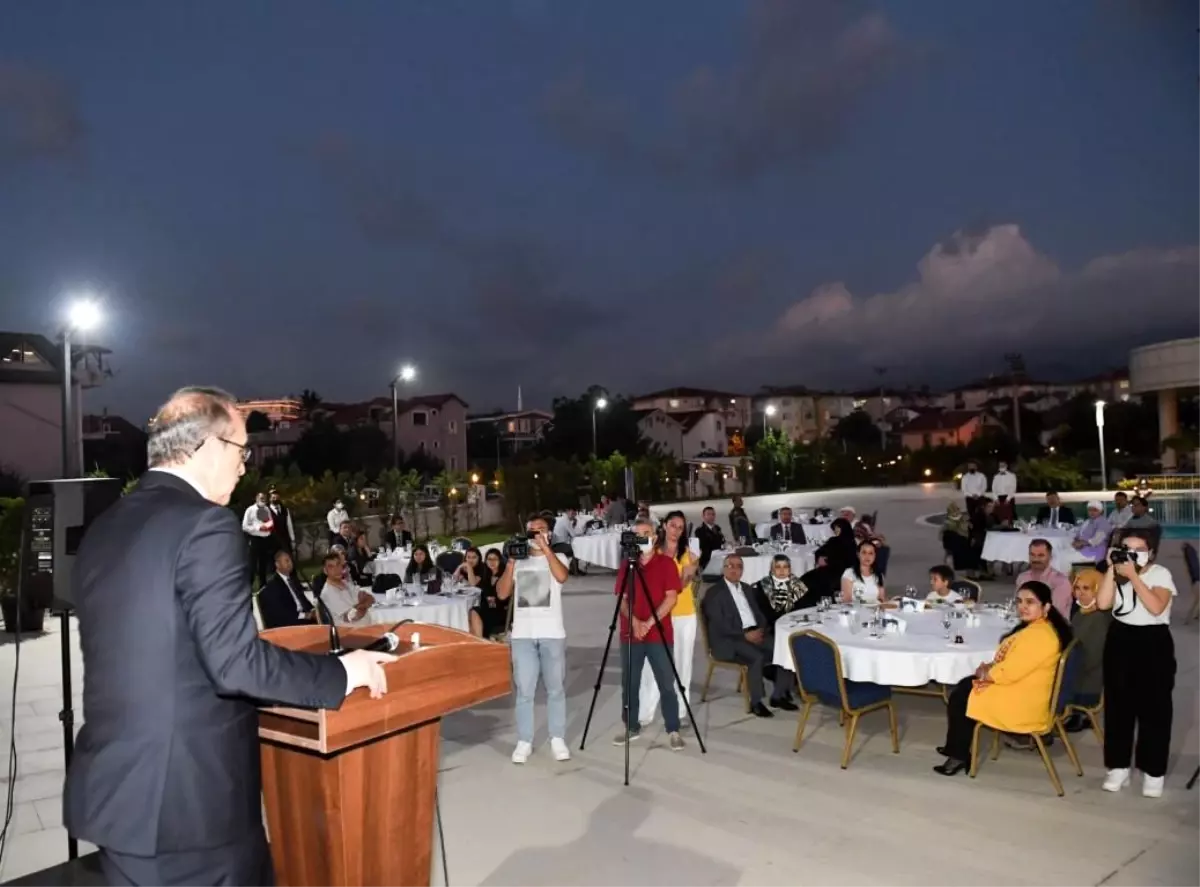 Yavuz Çifti, Şehit Aileleri, Gazi ve Aileleri ile Yemekte Bir Araya Geldiler