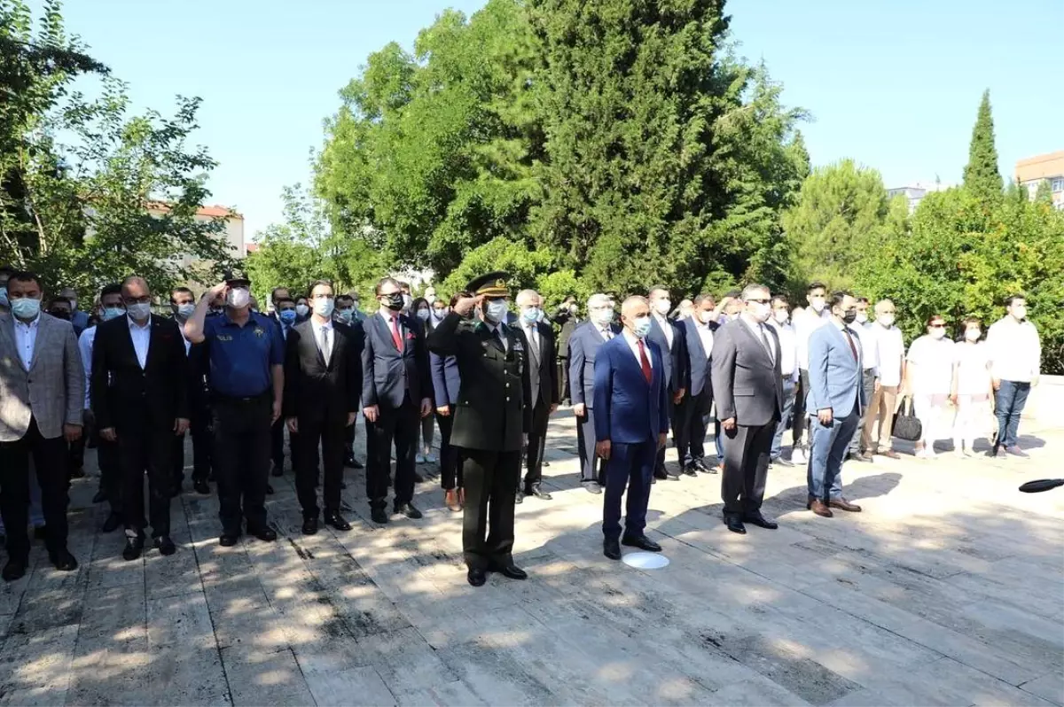 İlçemizde 15 Temmuz Demokrasi ve Milli Birlik Günü Programı Şehitlerimiz Anısına Fidan Dikimi ile Başladı.
