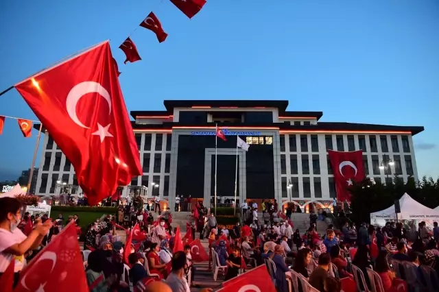 15 Temmuz Sancaktepe'de türkülerle anıldı