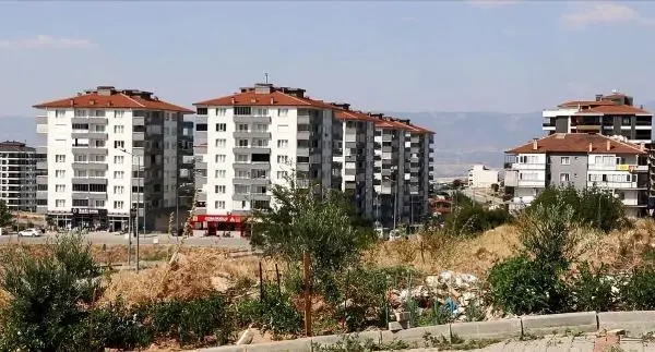 AİDAT BORÇLARINI PAYLAŞTI, 4 YILA KADAR HAPSİ İSTENDİ