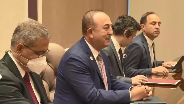 Çavuşoğlu, Azerbaycan Başbakan Yardımcısı Mustafayev ve Kuveytli mevkidaşı ile görüştü