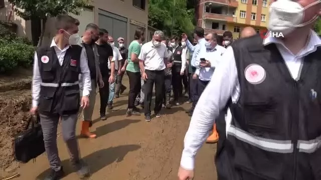 Son dakika haberi: Bakan Kurum: Selden zarar gören 236 binada tespitler yapıldı. Bu çerçevede 24 tane acil ağır hasarlı yıkık bina tespit ettik