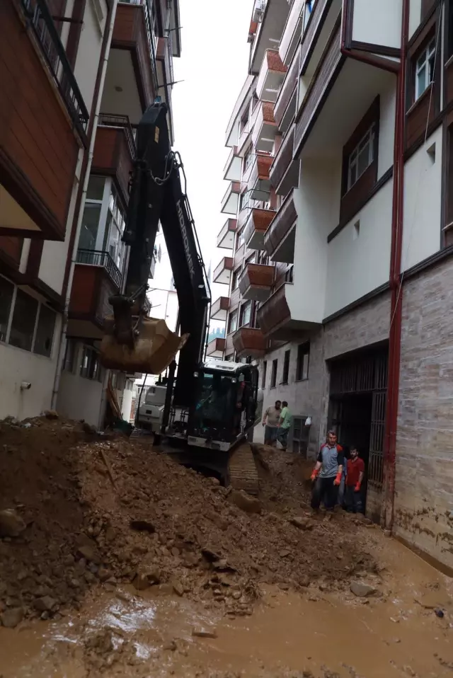 Son dakika gündem: Bakanlar Soylu ve Karaismailoğlu, afet bölgesinde incelemelerde bulundu