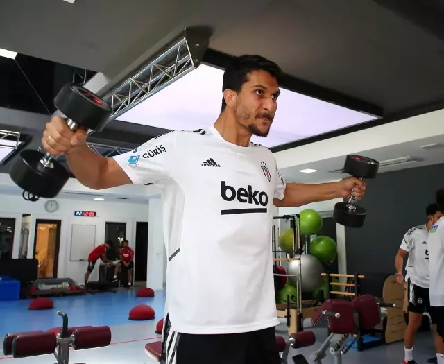 Beşiktaş denge ve kuvvet çalıştı
