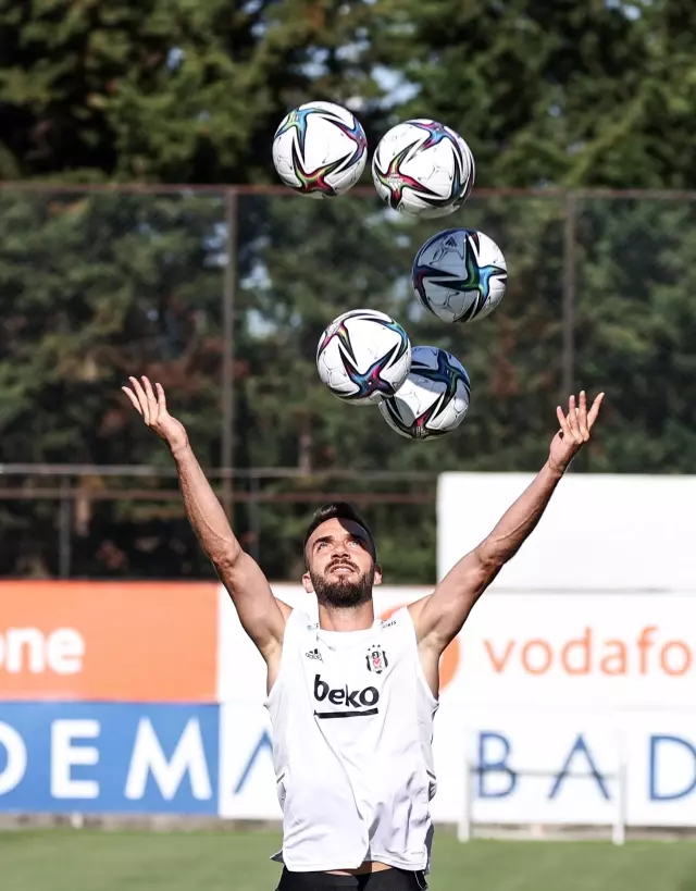 Beşiktaş'ın yeni transferi Kenan Karaman: Beşiktaş ısrarla beni transfer etmek istedi