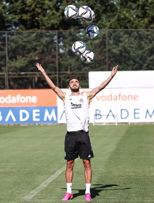 Beşiktaş'ın yeni transferi Kenan Karaman: Beşiktaş ısrarla beni transfer etmek istedi