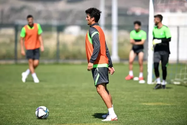 Bursaspor'da Batuhan Kör antrenmana katılmadı