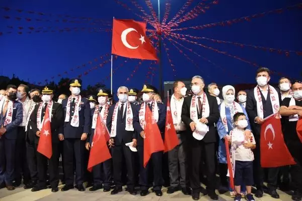 Son dakika haberi... ESKİŞEHİR'DE 15 TEMMUZ ŞEHİTLERİ ANILDI