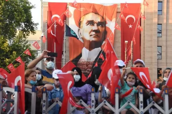 Son dakika haberi... ESKİŞEHİR'DE 15 TEMMUZ ŞEHİTLERİ ANILDI