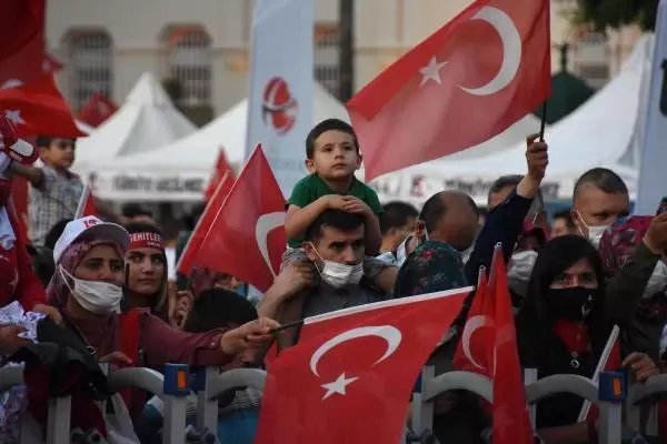 Son dakika haberi... ESKİŞEHİR'DE 15 TEMMUZ ŞEHİTLERİ ANILDI
