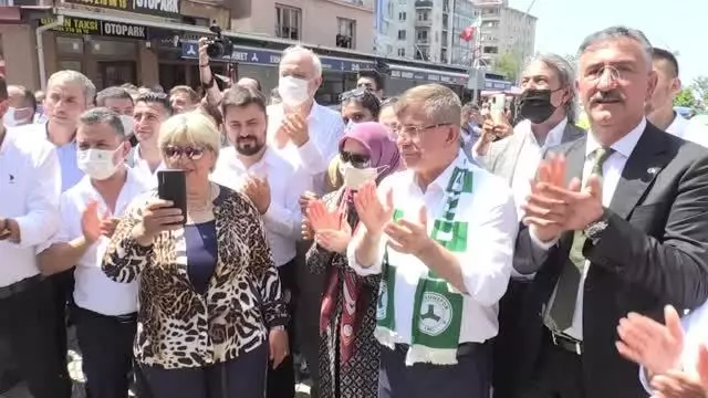 Gelecek Partisi Genel Başkanı Davutoğlu, Giresun'da ziyaretlerde bulundu