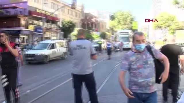KARAKÖY'DE TRAMVAY YOLUNDA KAZA -2