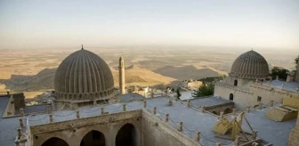 Mardinde gezilecek yerler nerelerdir? Mardin de gezilecek yerlerin listesi Mardin Midyat'ta gezilecek yerler nereler?