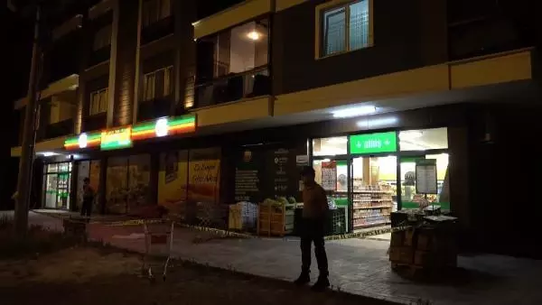 ÖZEL HAREKAT POLİSİ EŞİNİ, TABANCAYLA ÖLDÜRDÜ; 'ÖLMEDİ Mİ DAHA O' DİYE BAĞIRDI
