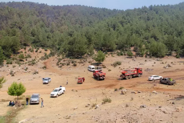 Son dakika haber: Sel ve heyelanda hayatını kaybeden 3 kişi son yolculuklarına uğurlandı