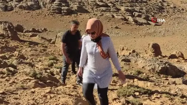 Sağlık çalışanları dağ tepe demeden çobanları aşılıyor