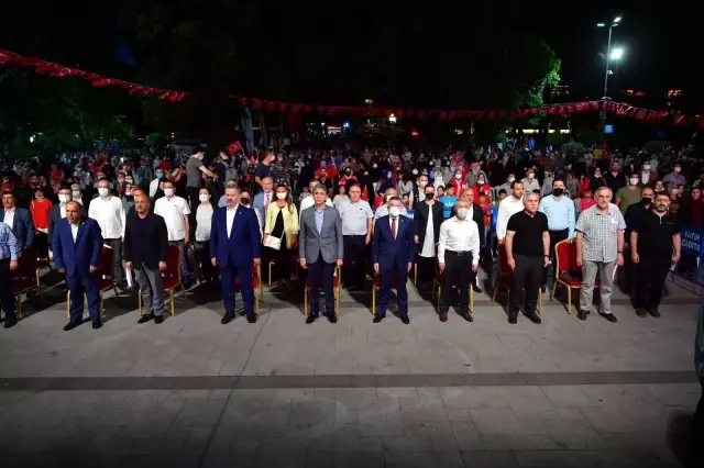 Saraçhane Parkı'nda 15 Temmuz Milli Birlik ve Demokrasi nöbeti